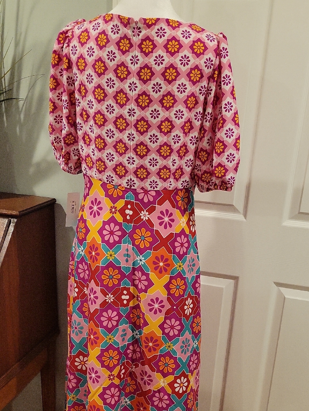 Donna Morgan Multicolor Floral Geo Midi Dress in Pink, Orange, Teal & Purple - Picture 9 of 14